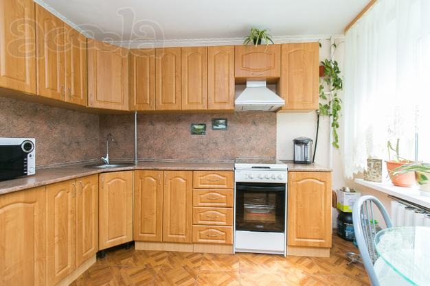 Продам 2 к. кв, ул Кирова, д 21, 3/9 эт